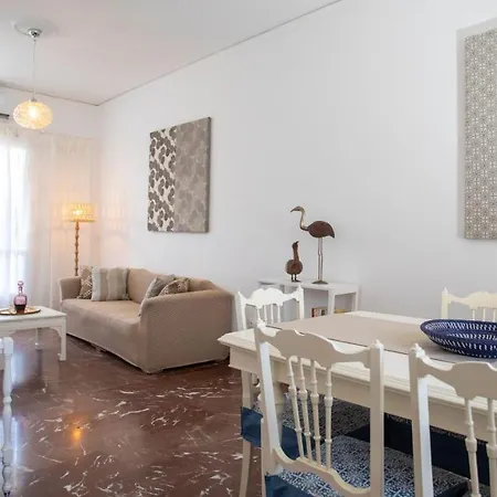 Aretis Apartment- At The Foothills Of The Castle Daire Naxos City